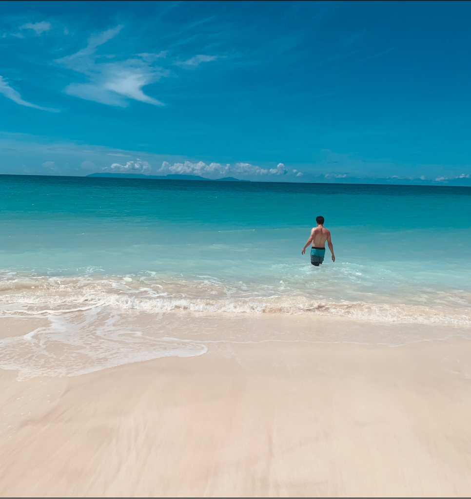 private beach sntigua